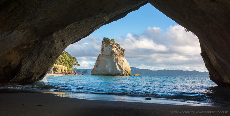 Cathedral Cove, Hahei, North Island of New Zealand