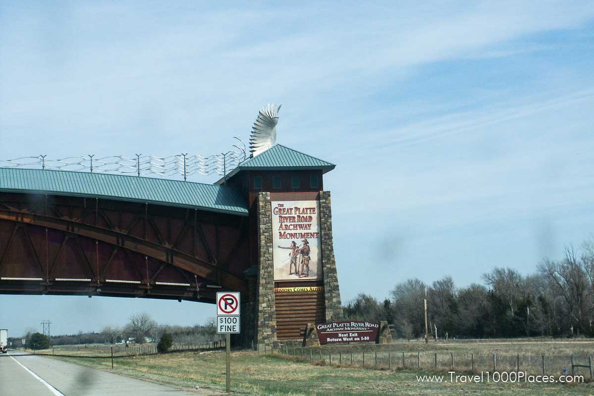 Archway Bridge on Great Platte River Road, Nebraska, USA