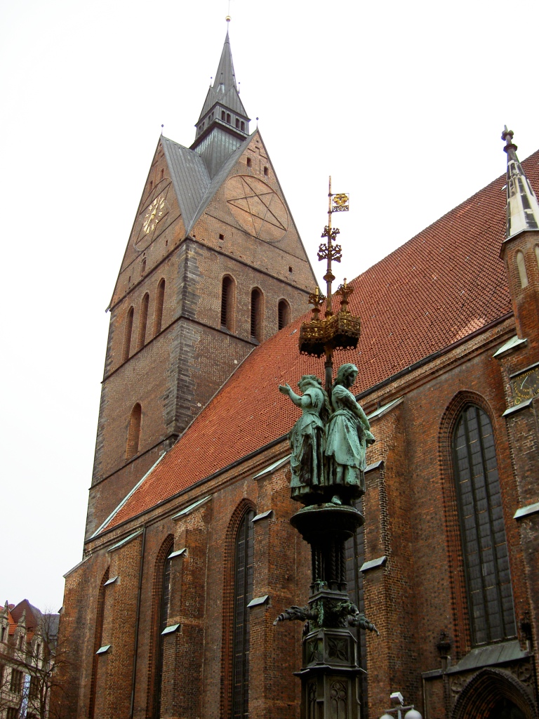 Marktkirche, Hannover, Lower Sachsony (Niedersachesen), Germany [photo: Heidas / CC BY-SA (http://creativecommons.org/licenses/by-sa/3.0/)]
